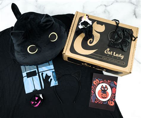 Cat lady box - CatLadyBox Review “Totally Cats” August 2023. CatLadyBox is a monthly subscription box for cat ladies (or anyone who is crazy about cats)! The $34.99 per month CatLadyBox has 2-3 cat-themed items – wearables, items for the home, books, etc., while the $39.99 per month Crazy CatLadyBox contains …